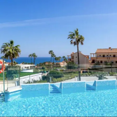 Santa Barbara Heights - Heated Pool, Gym, Bbq. Malaga
